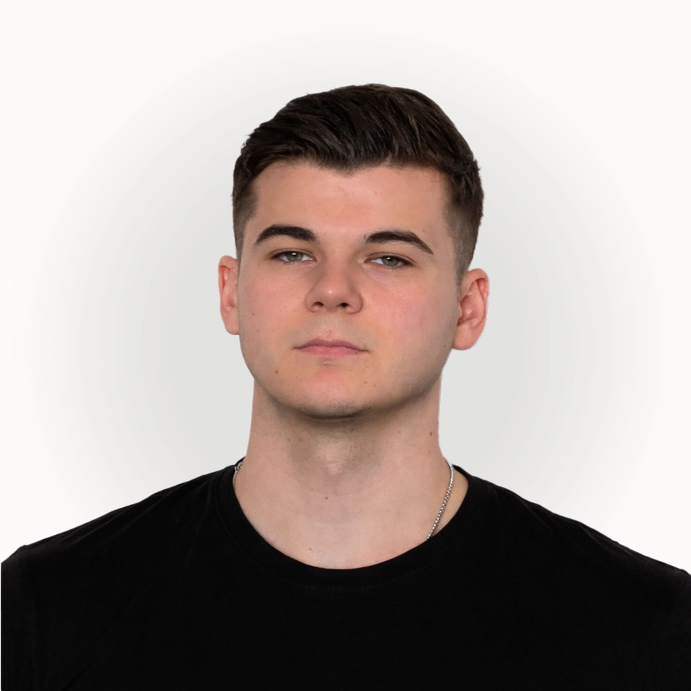 Steven - Trainingsbetreuung & Rezeption